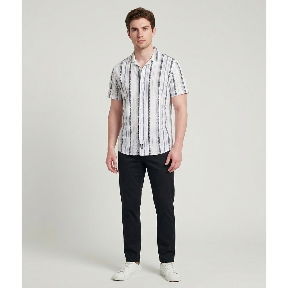 Hollister Mens Short Sleeve Button Down Shirt White Blue Tribal Stripe Large